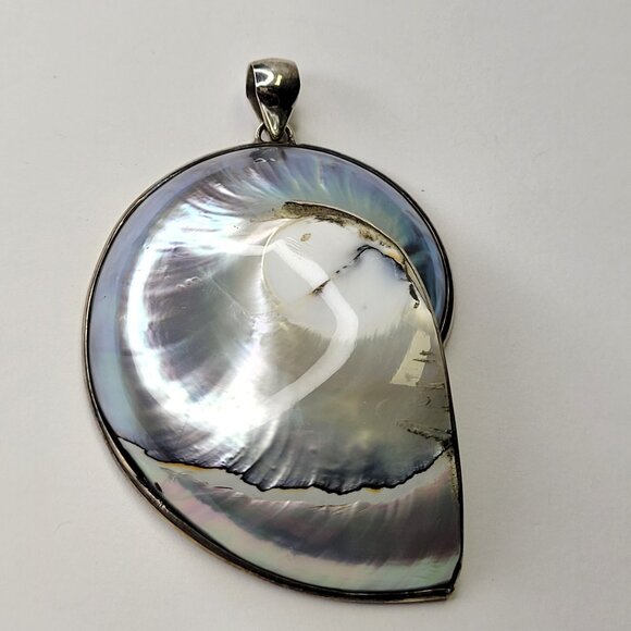 Mother Of Pearl Nautilus Pendant Sterling Silver 925 Statement Shell Pendant - Picture 1 of 13